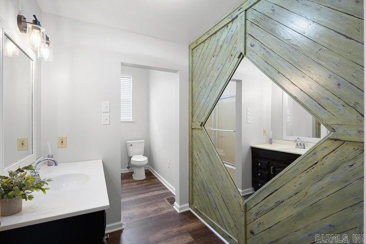 405 Avenue 1 NE