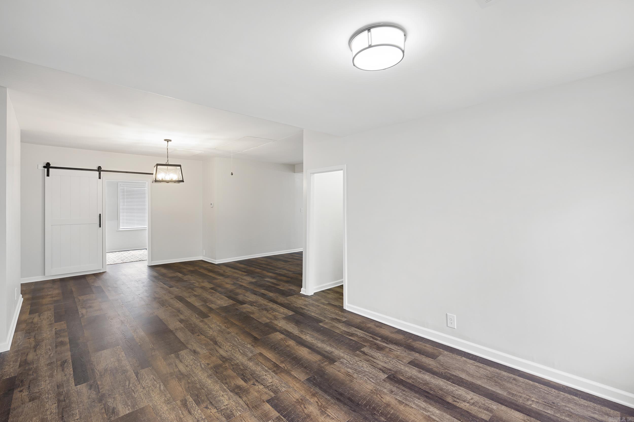 405 Avenue 1 NE
