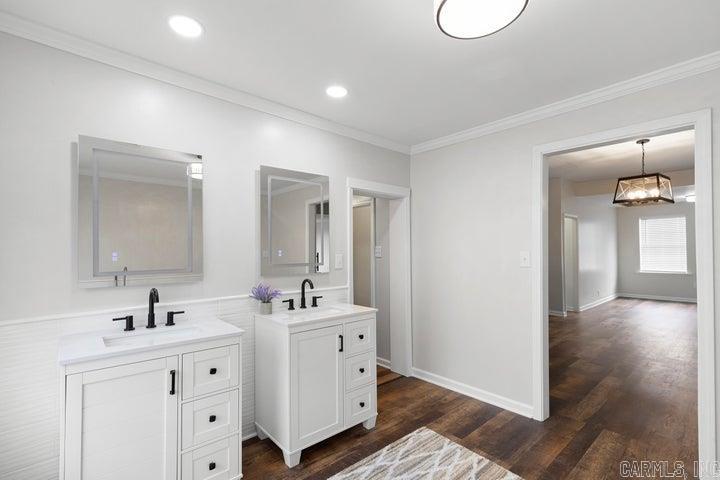 405 Avenue 1 NE