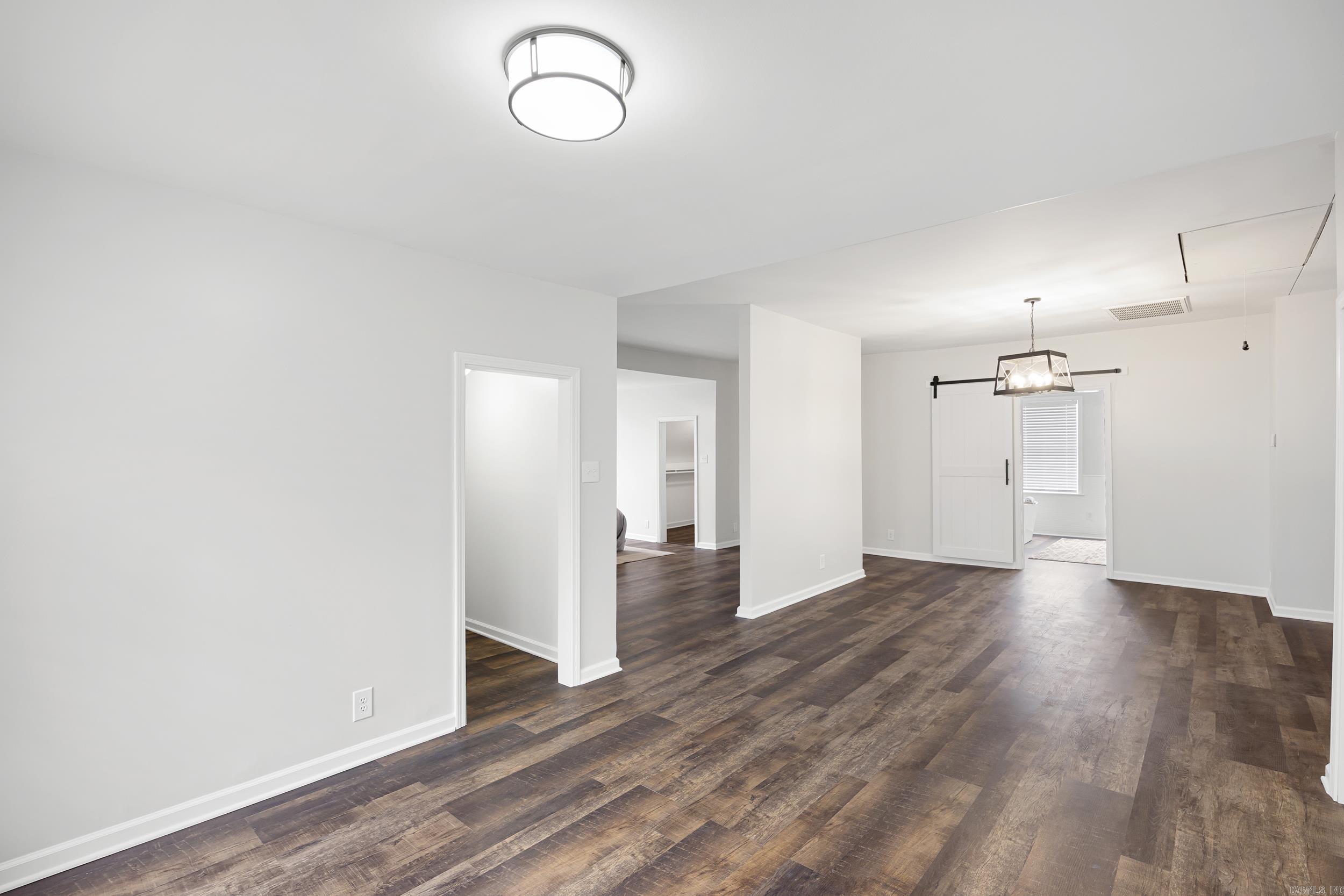 405 Avenue 1 NE