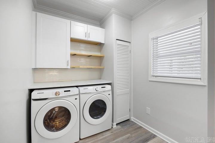 405 Avenue 1 NE