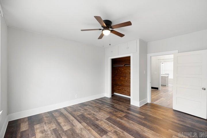 405 Avenue 1 NE