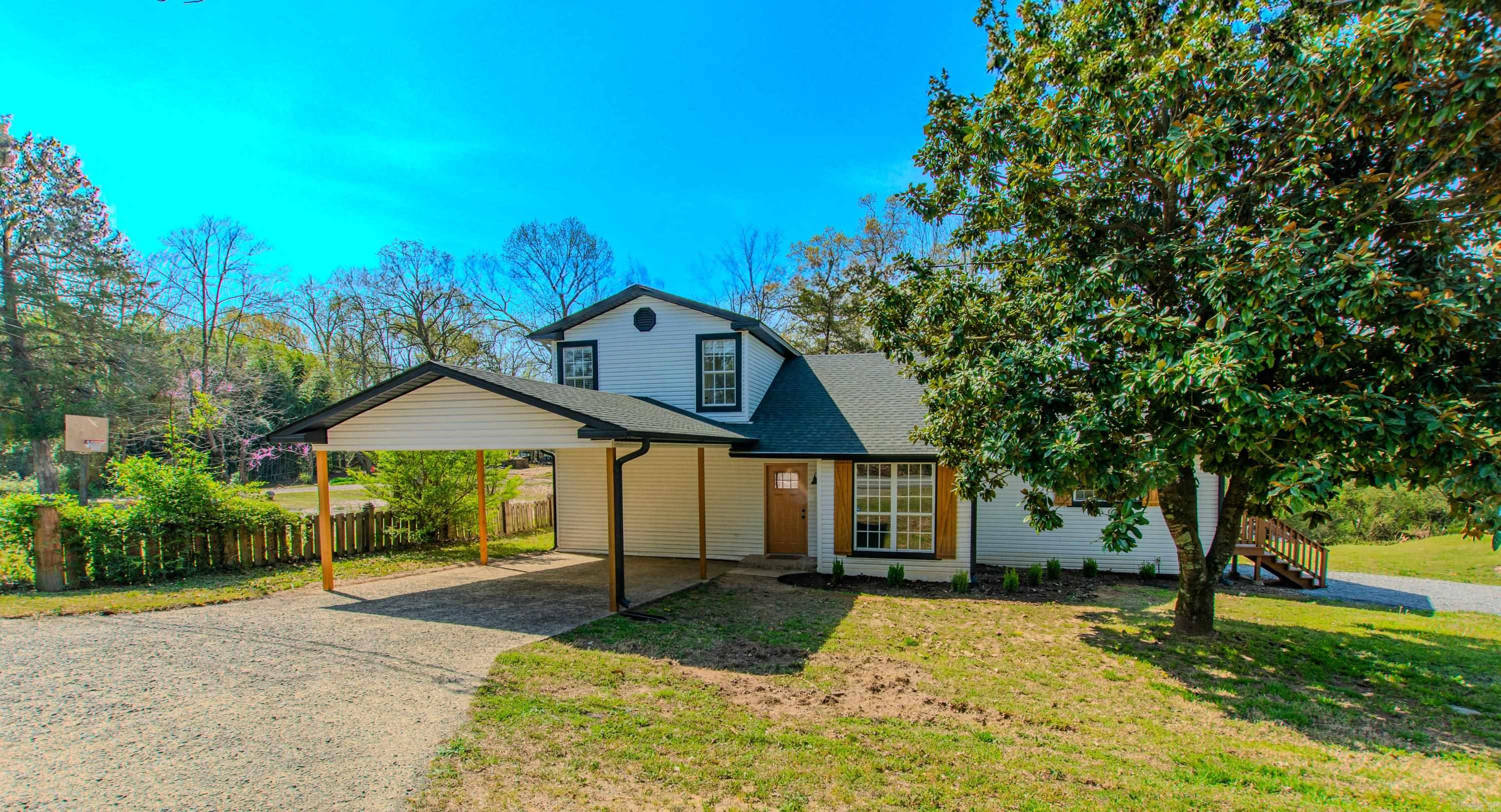 1614 E Cleland Road
