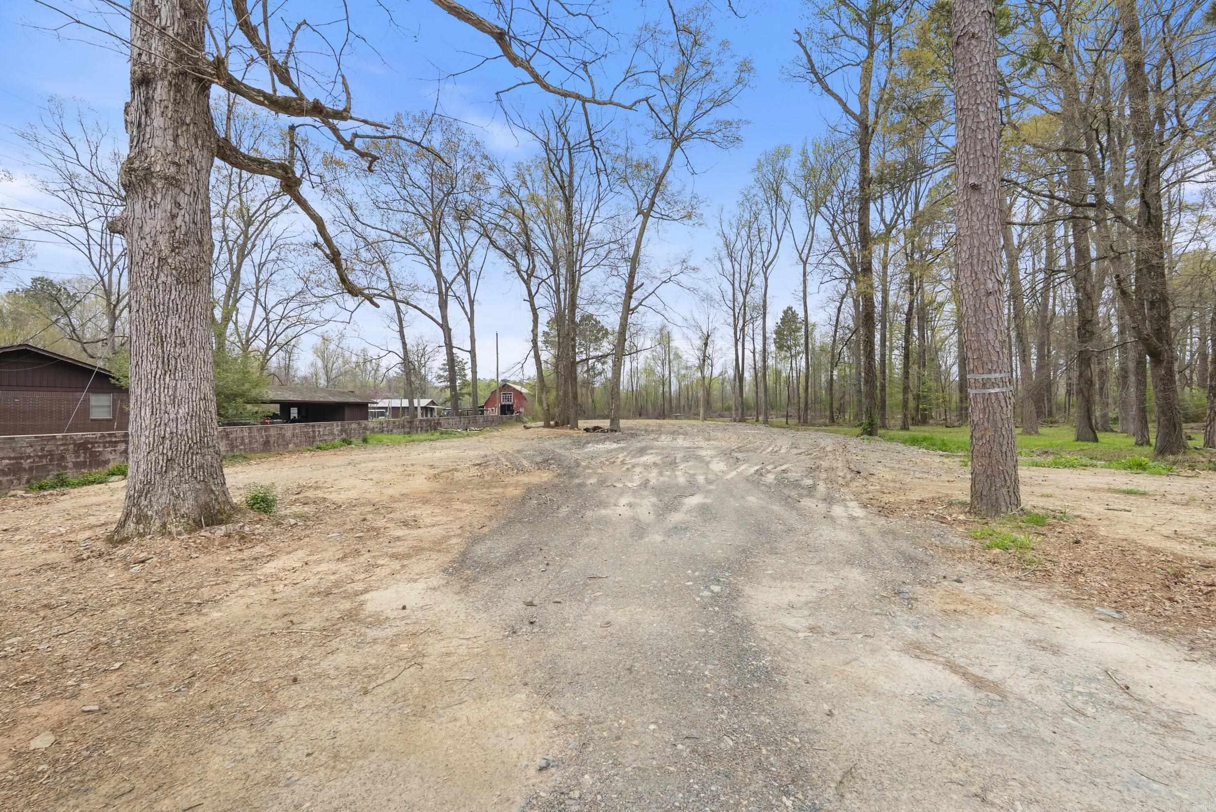 00 Lovett Drive