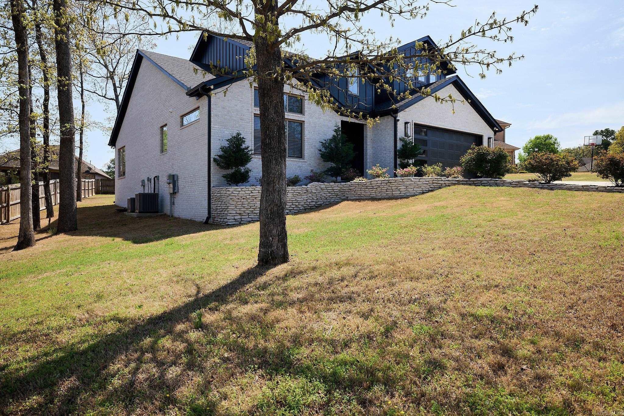 9 Marchwood Cove