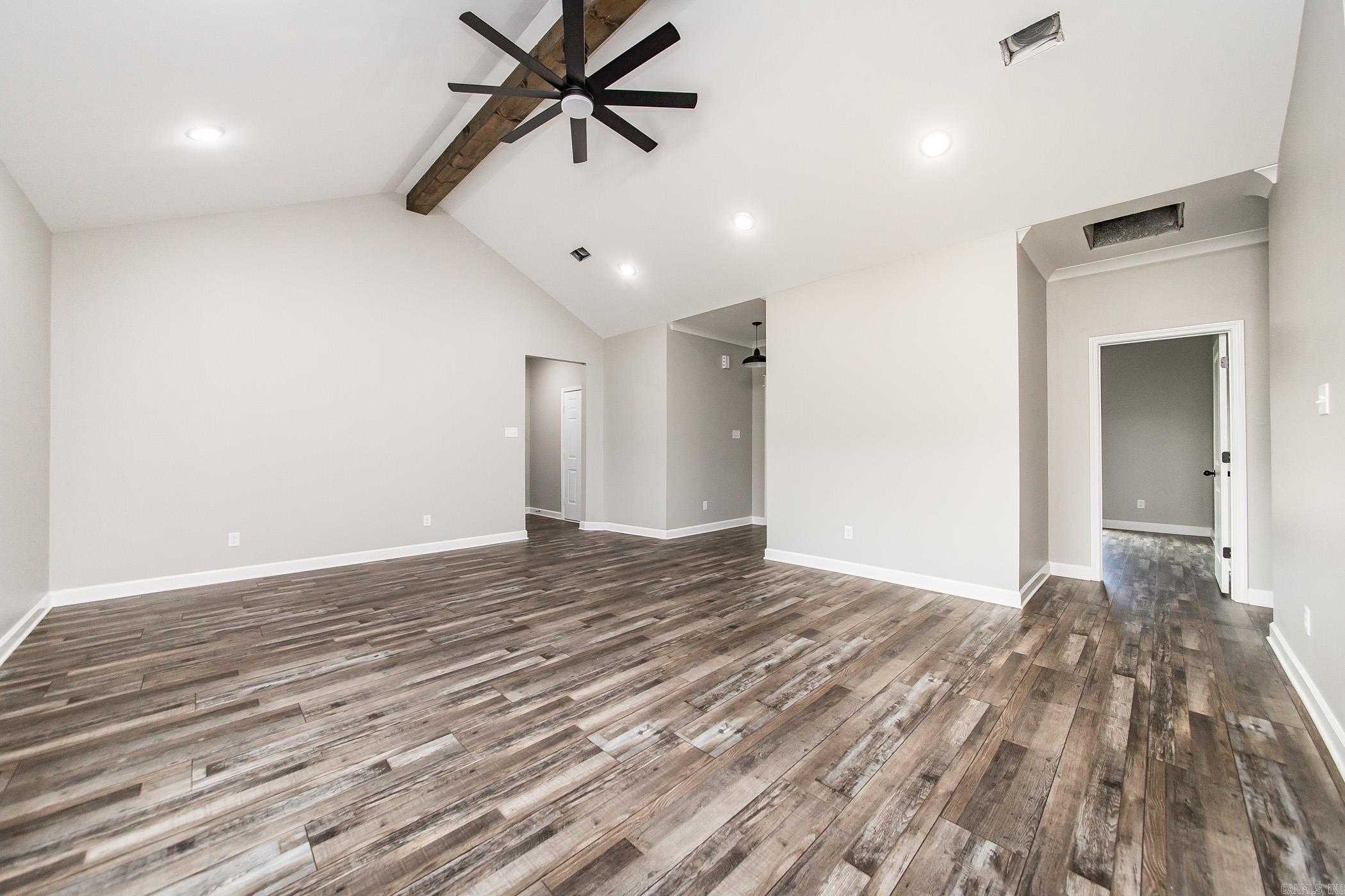 924 Villa Vista Loop