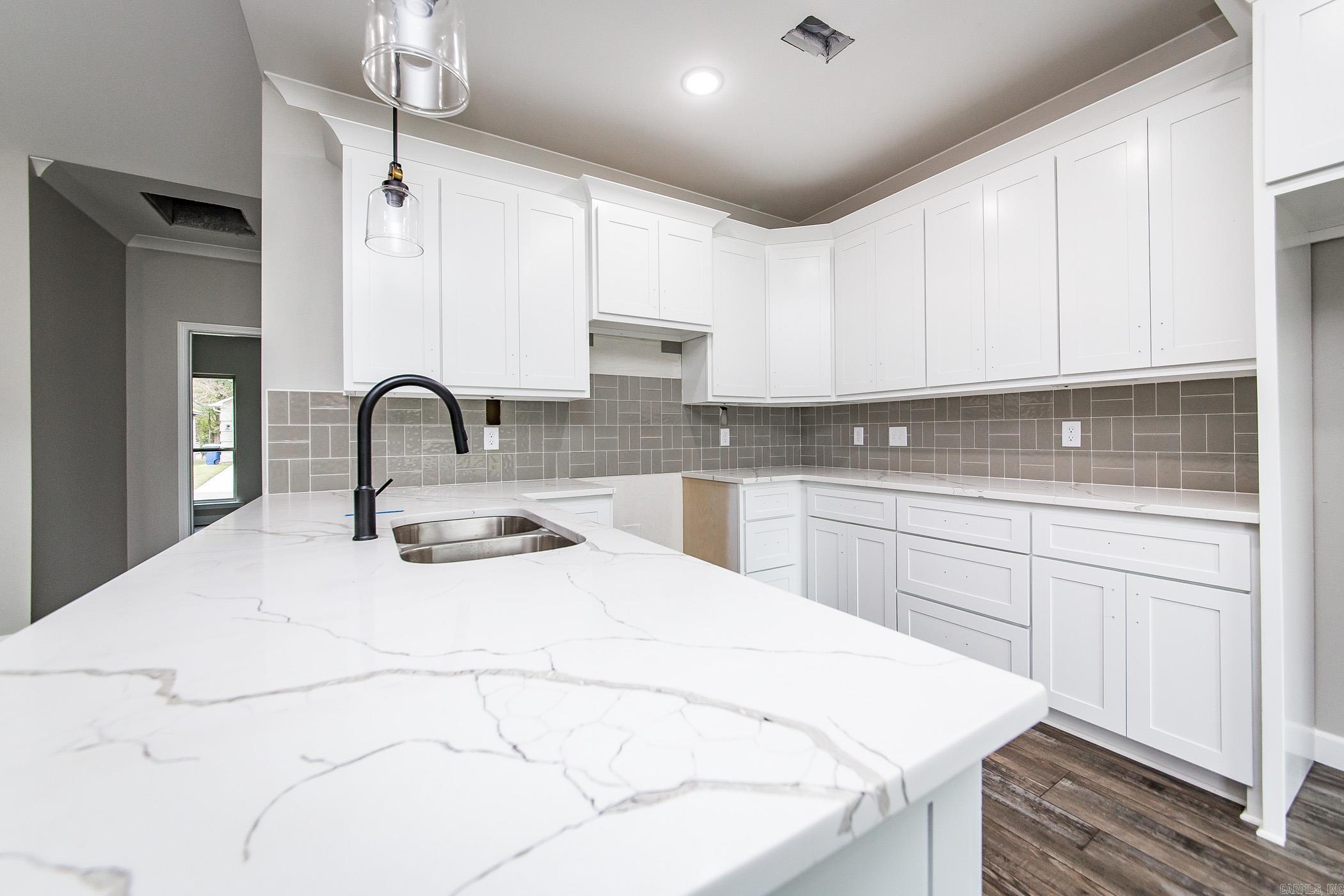 924 Villa Vista Loop