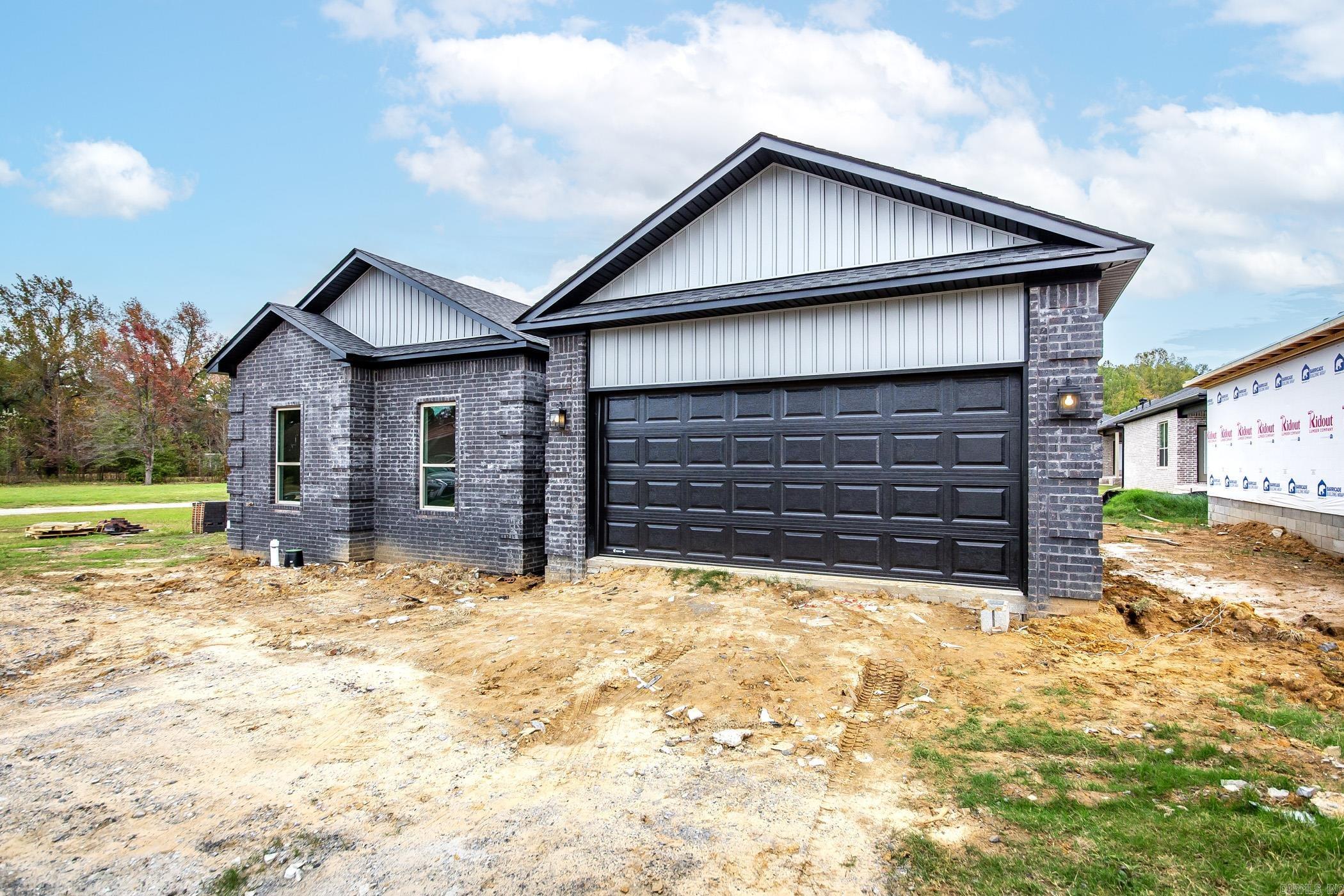 924 Villa Vista Loop