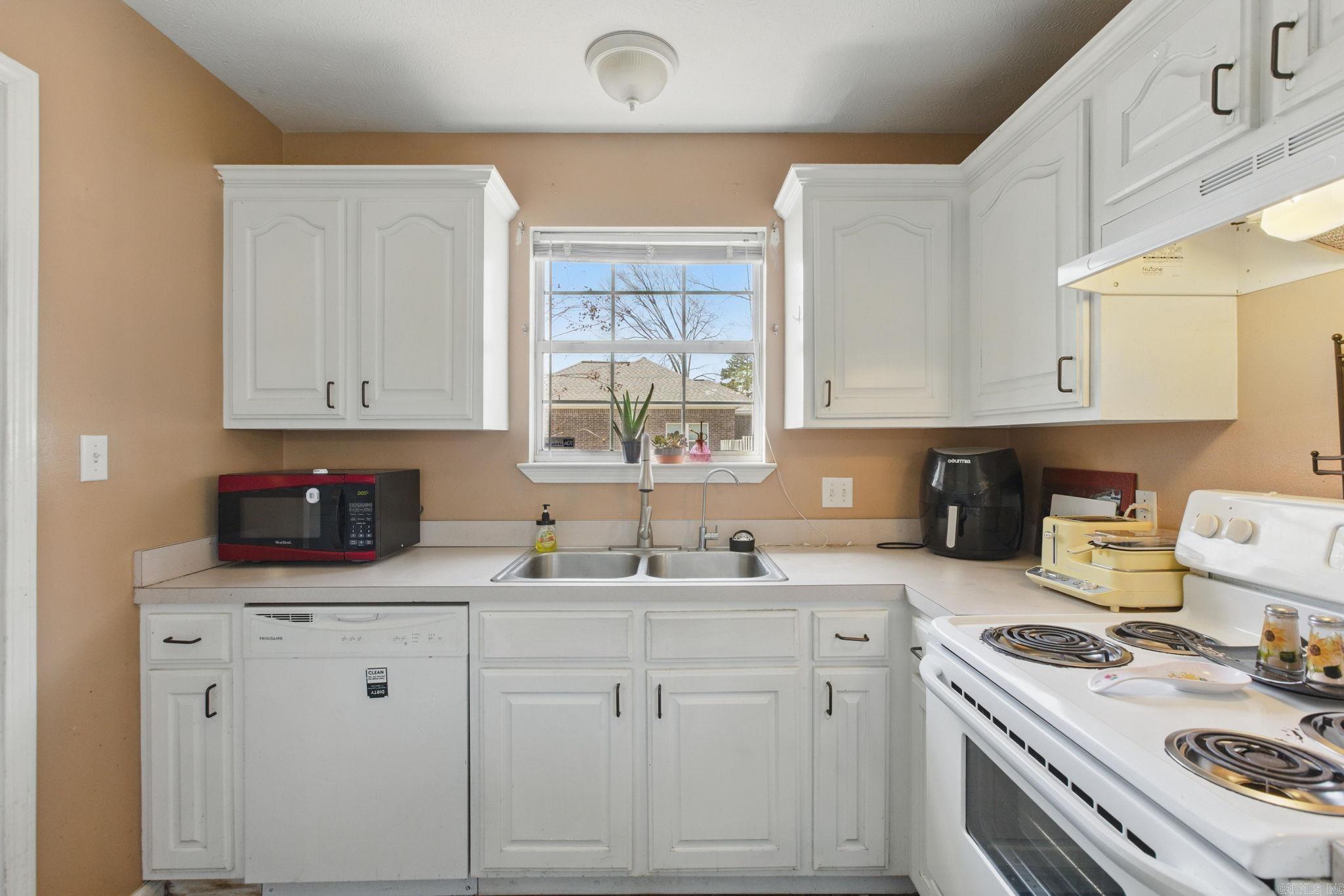 40 Ledrick Circle