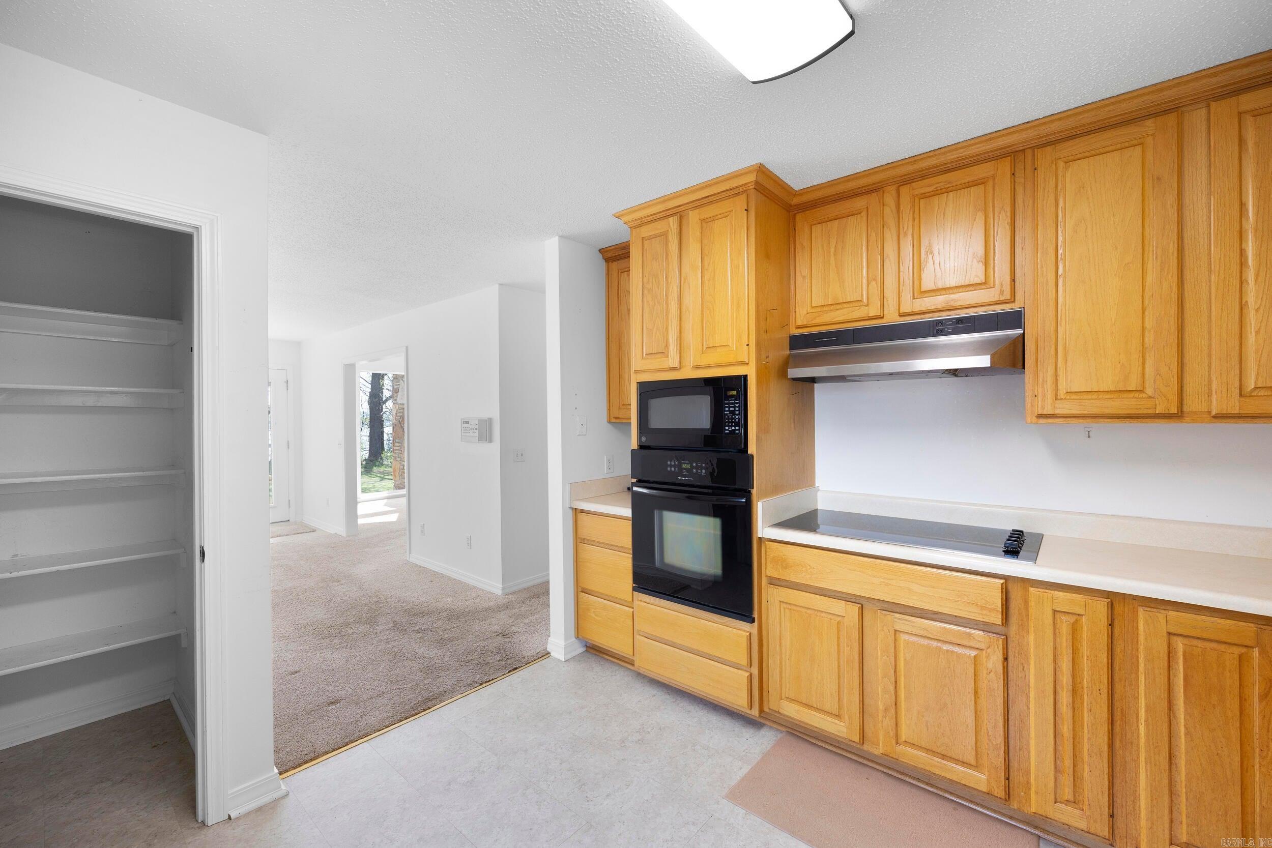 329 Scott Ln