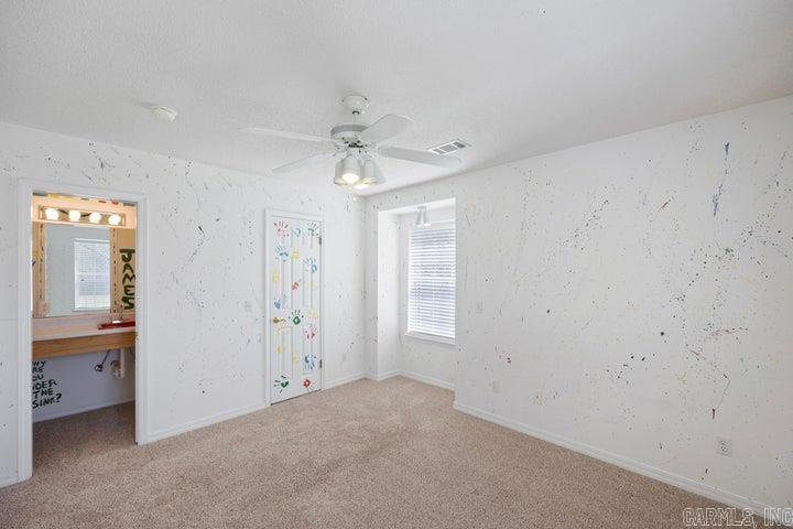 329 Scott Ln