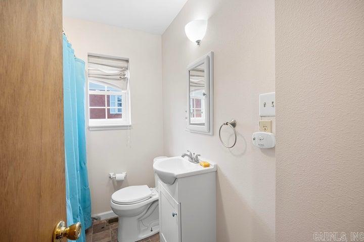 329 Scott Ln