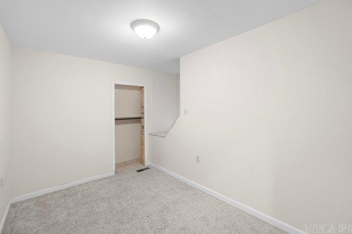 329 Scott Ln