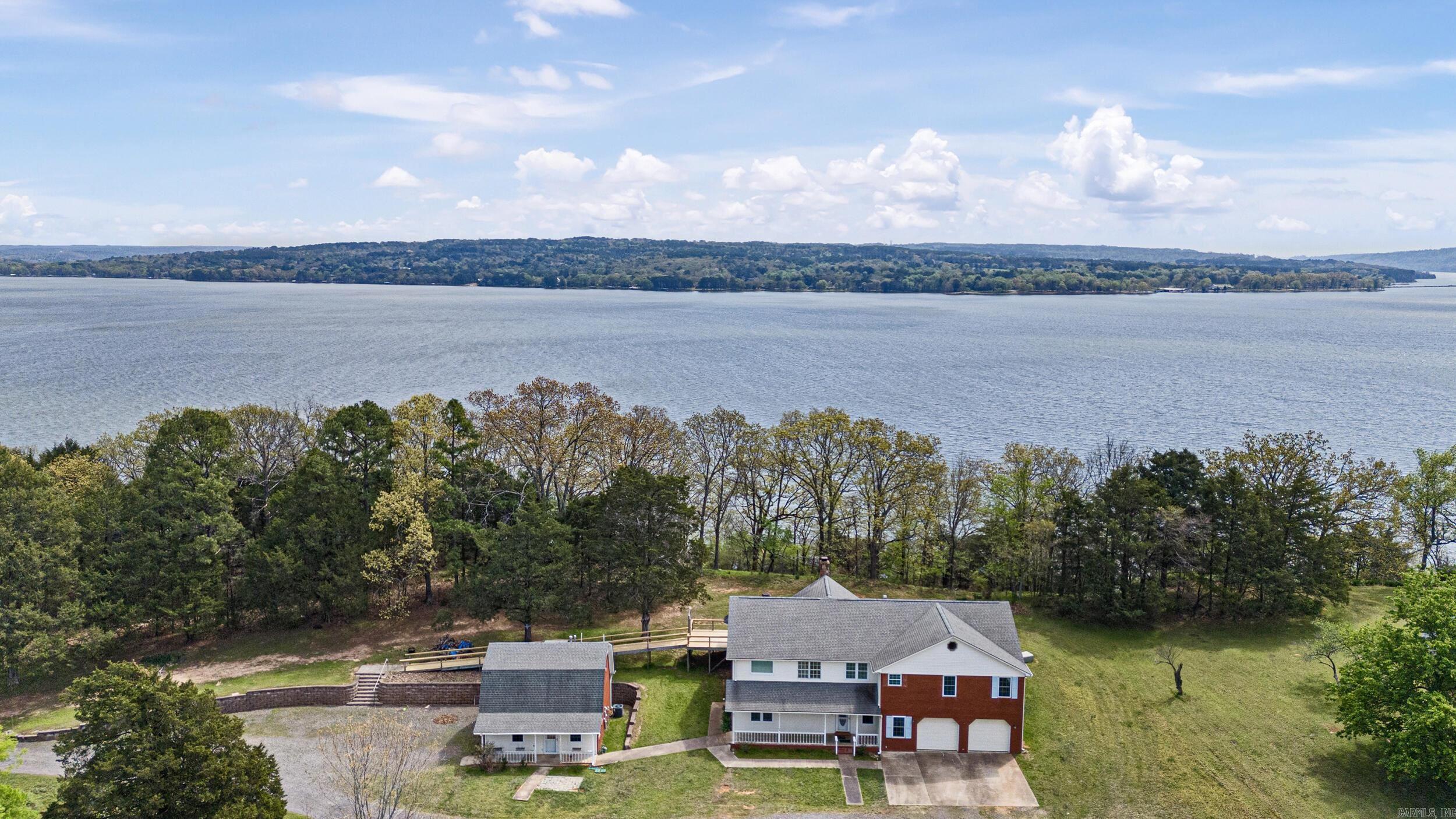 329 Scott Ln