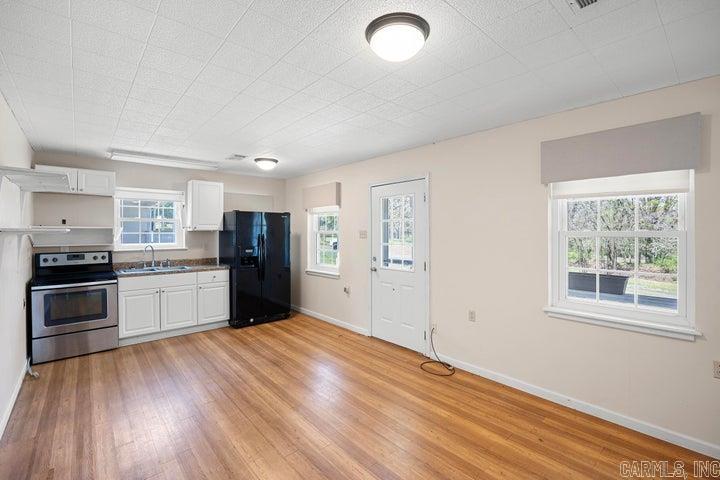 329 Scott Ln