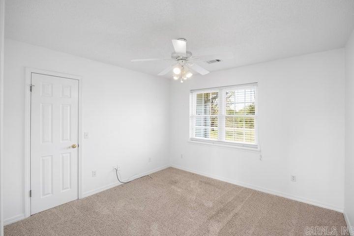 329 Scott Ln