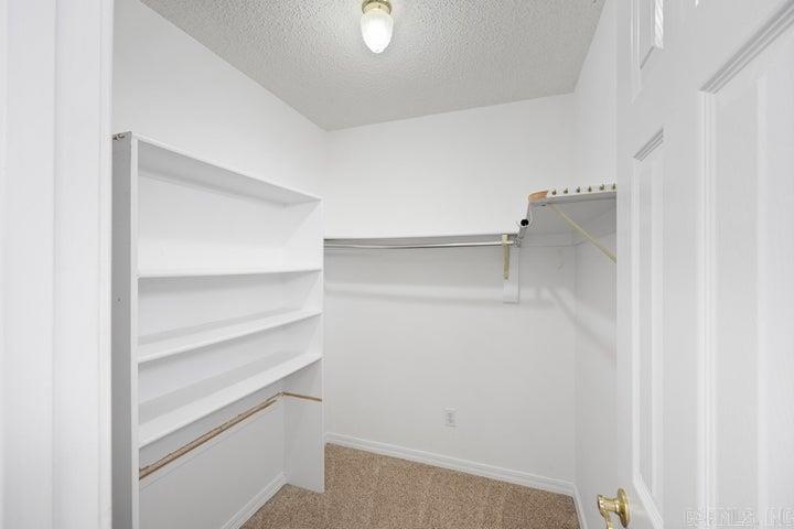 329 Scott Ln