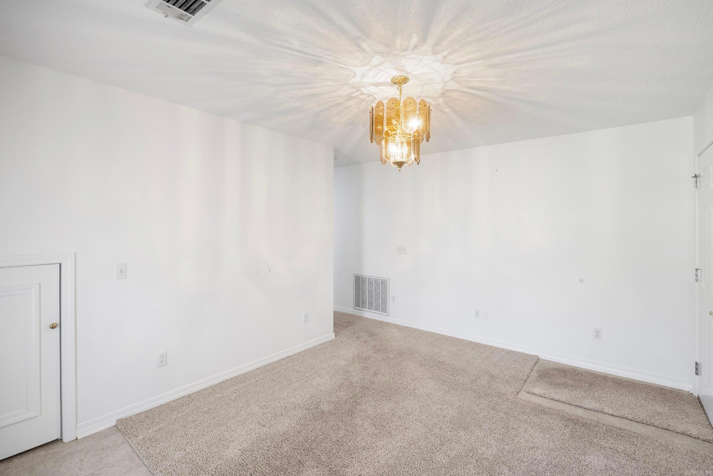 329 Scott Ln