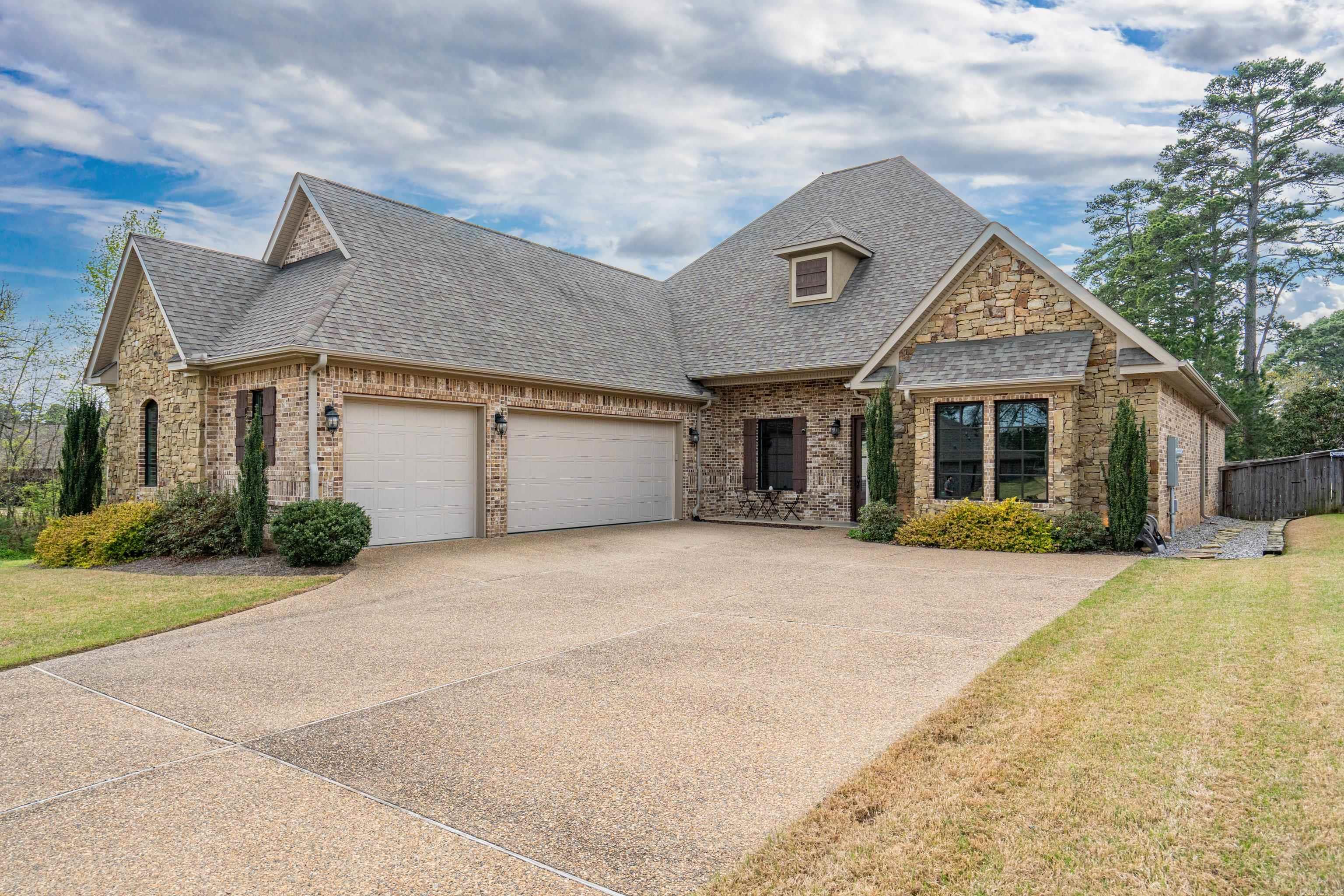 260 Arlington Park Drive