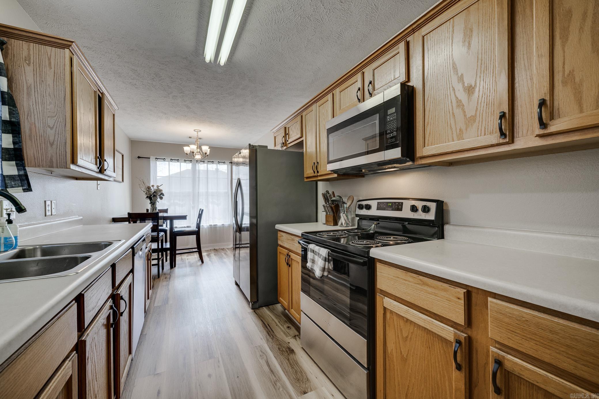 3335 Appomatox Drive