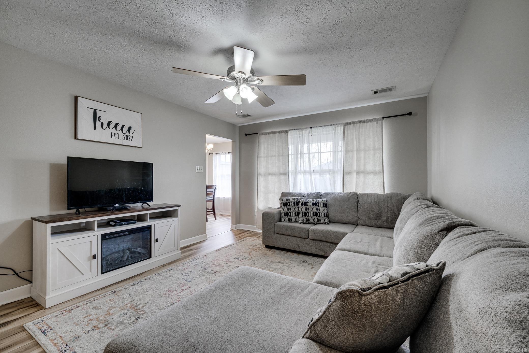 3335 Appomatox Drive