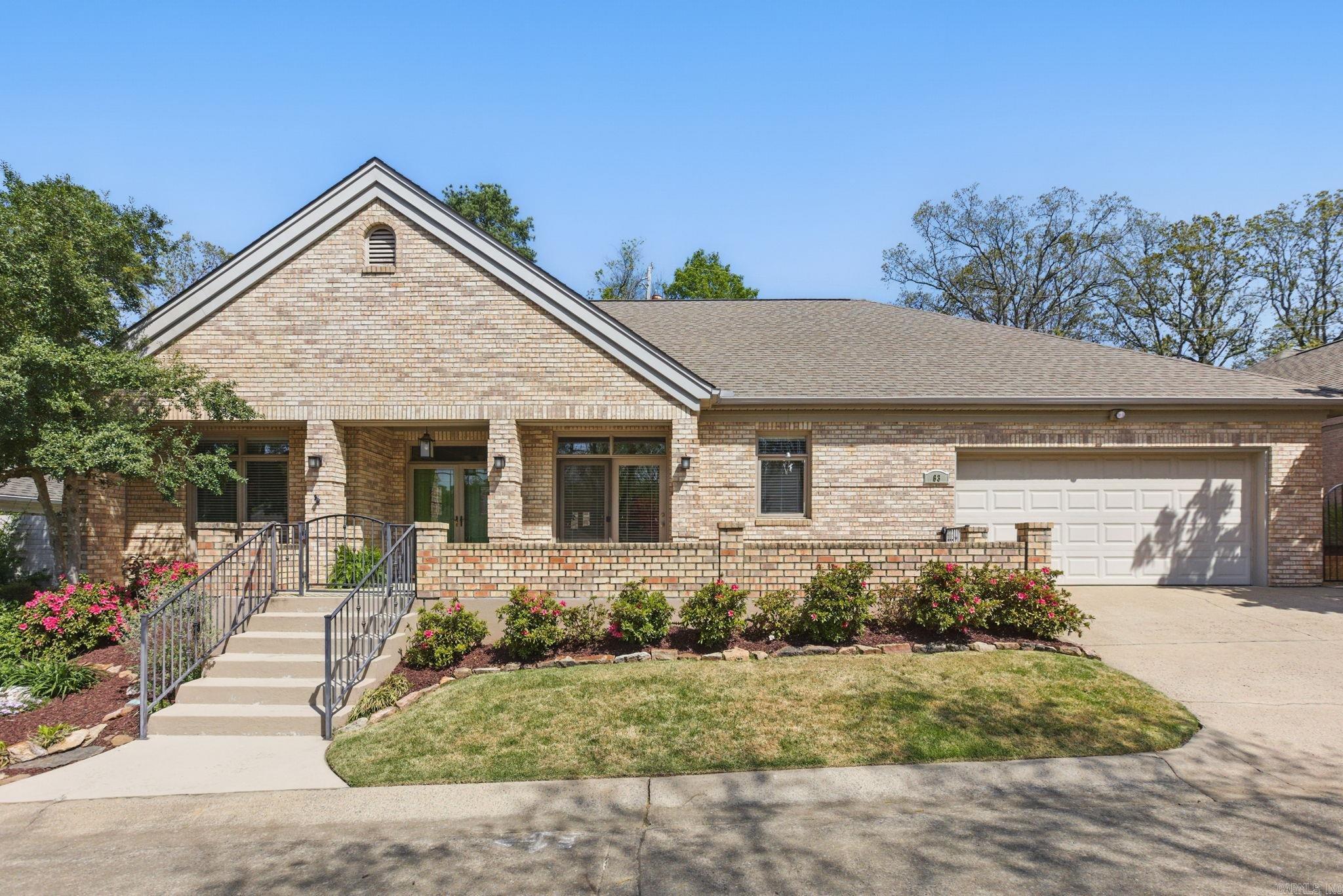 63 Hunters Green Circle