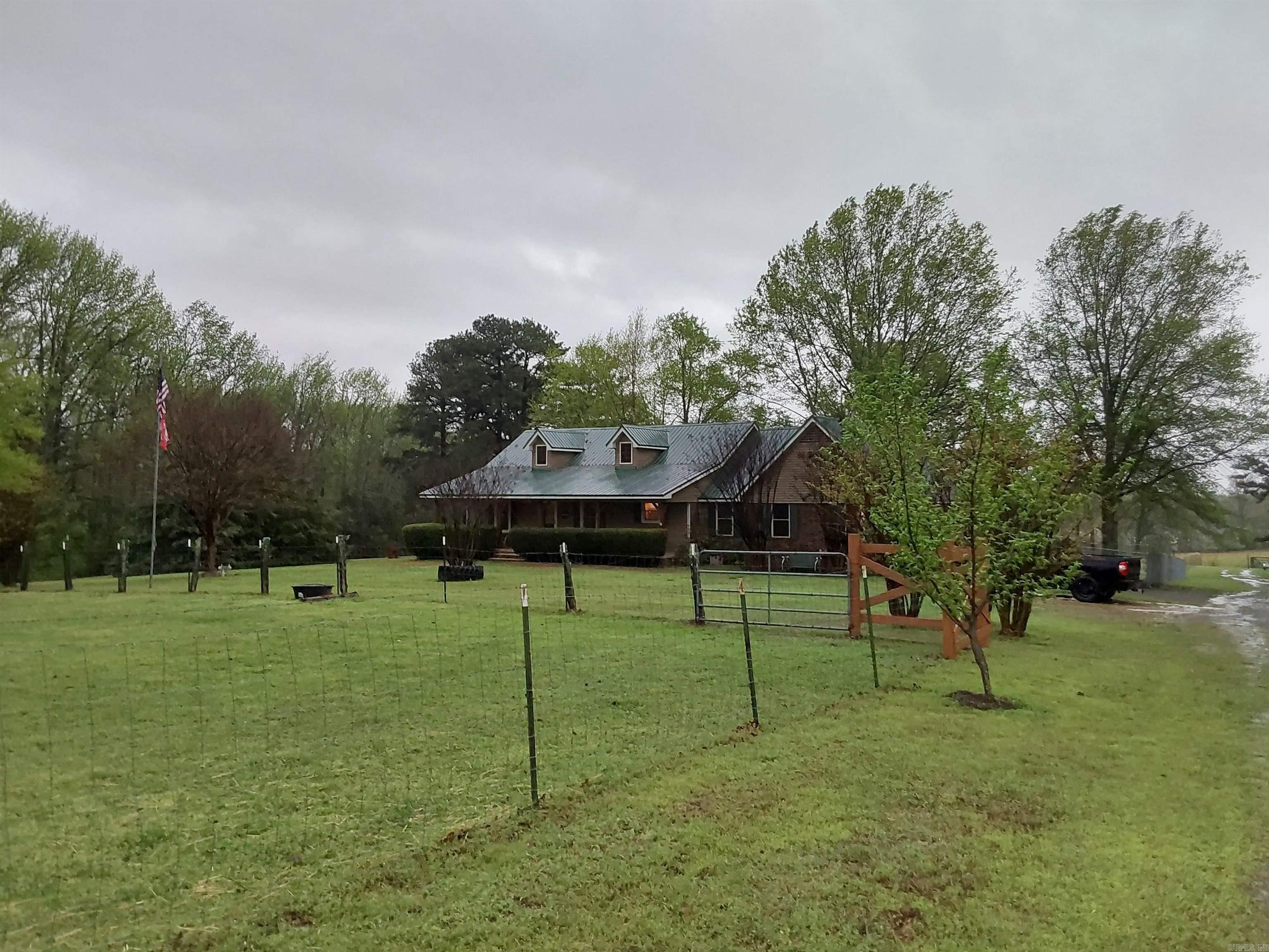 638 Highway 25 N