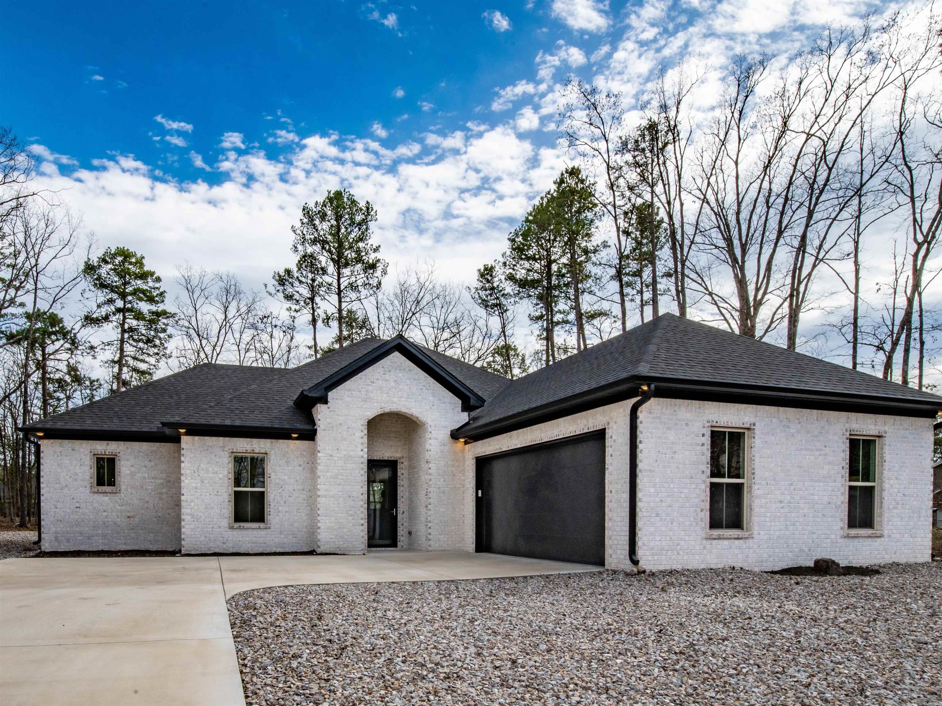 6 Busqueda Lane