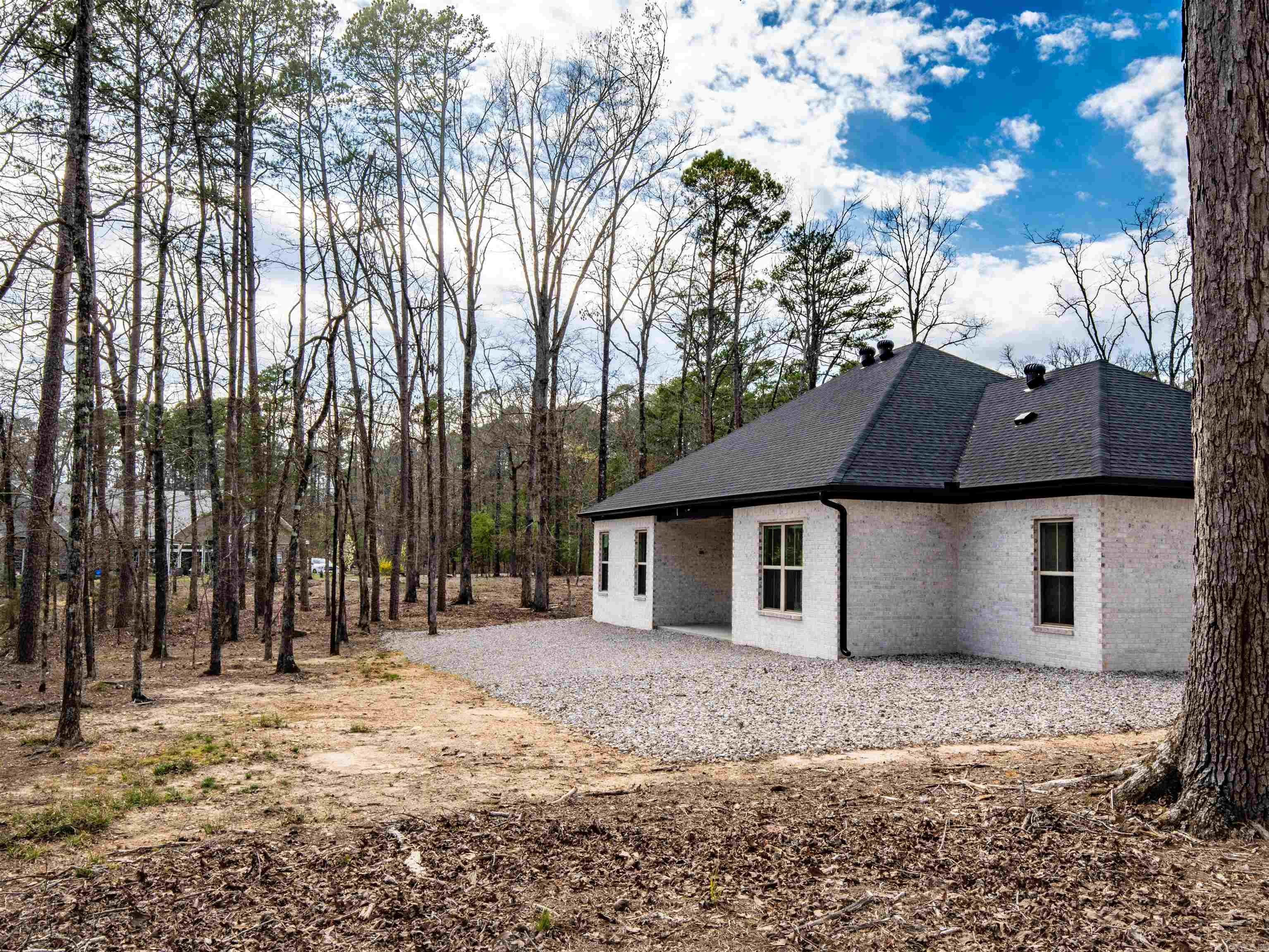 6 Busqueda Lane