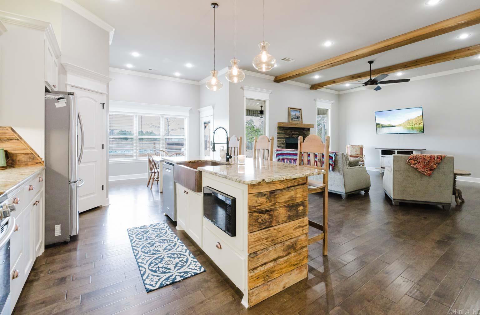 7136 Rolling Meadow Loop