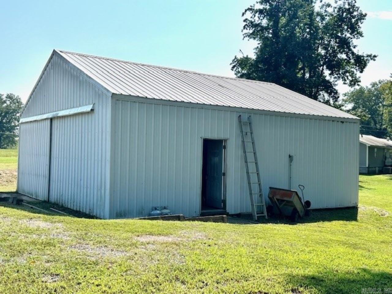 530 HWY. 286 E.