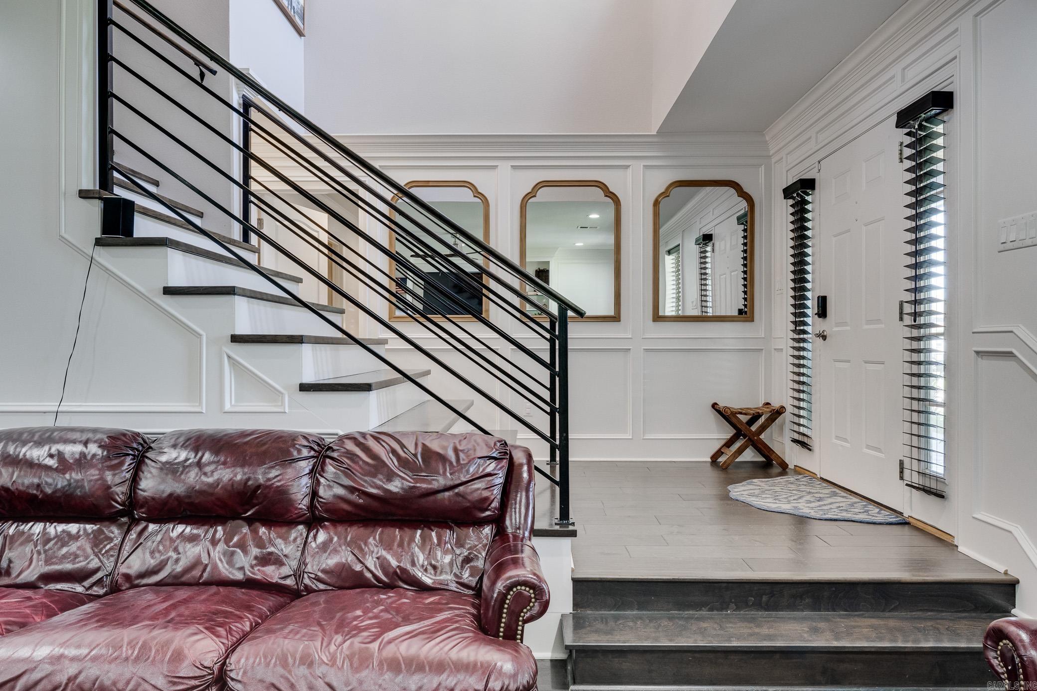 1025 Summerwood