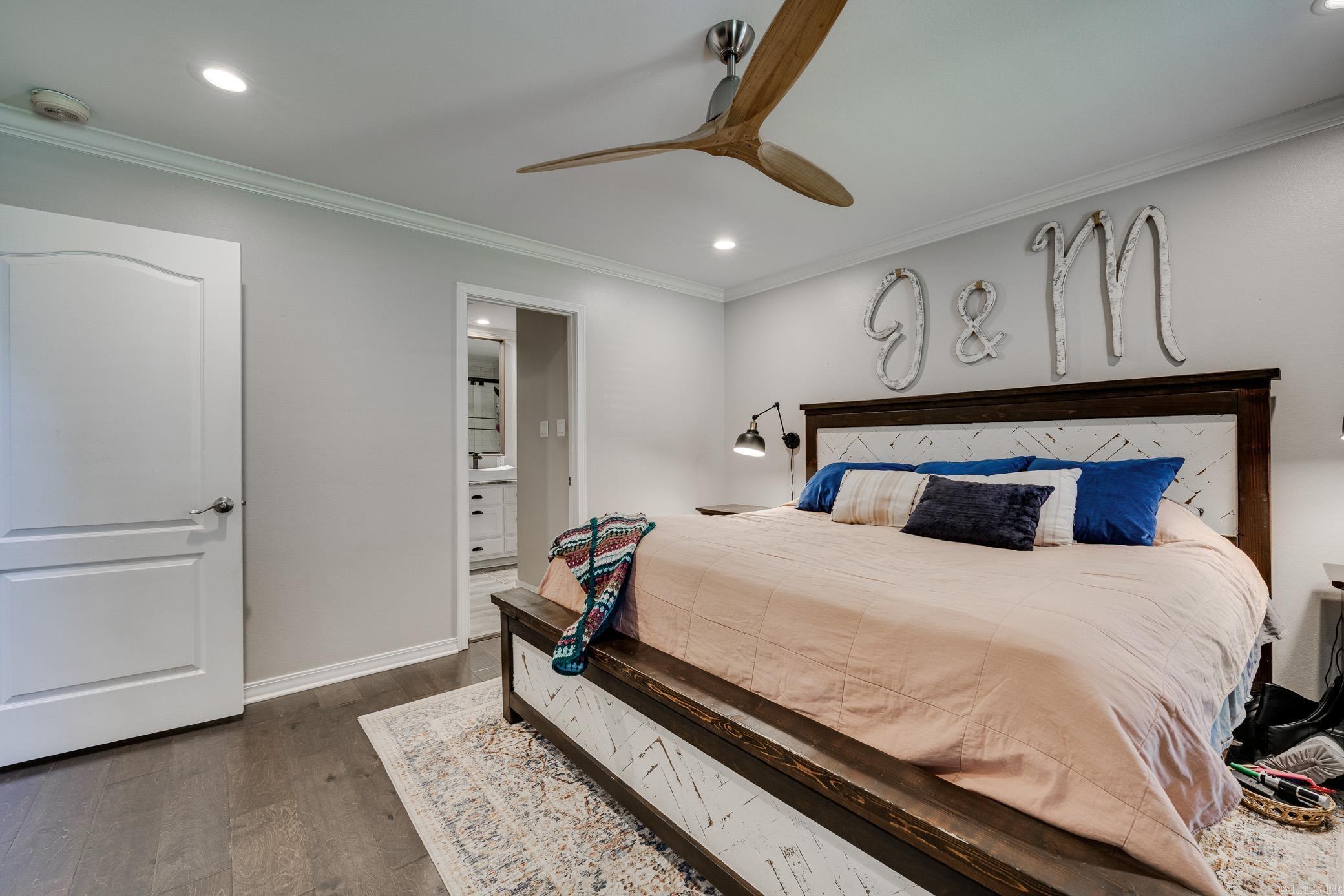 1025 Summerwood
