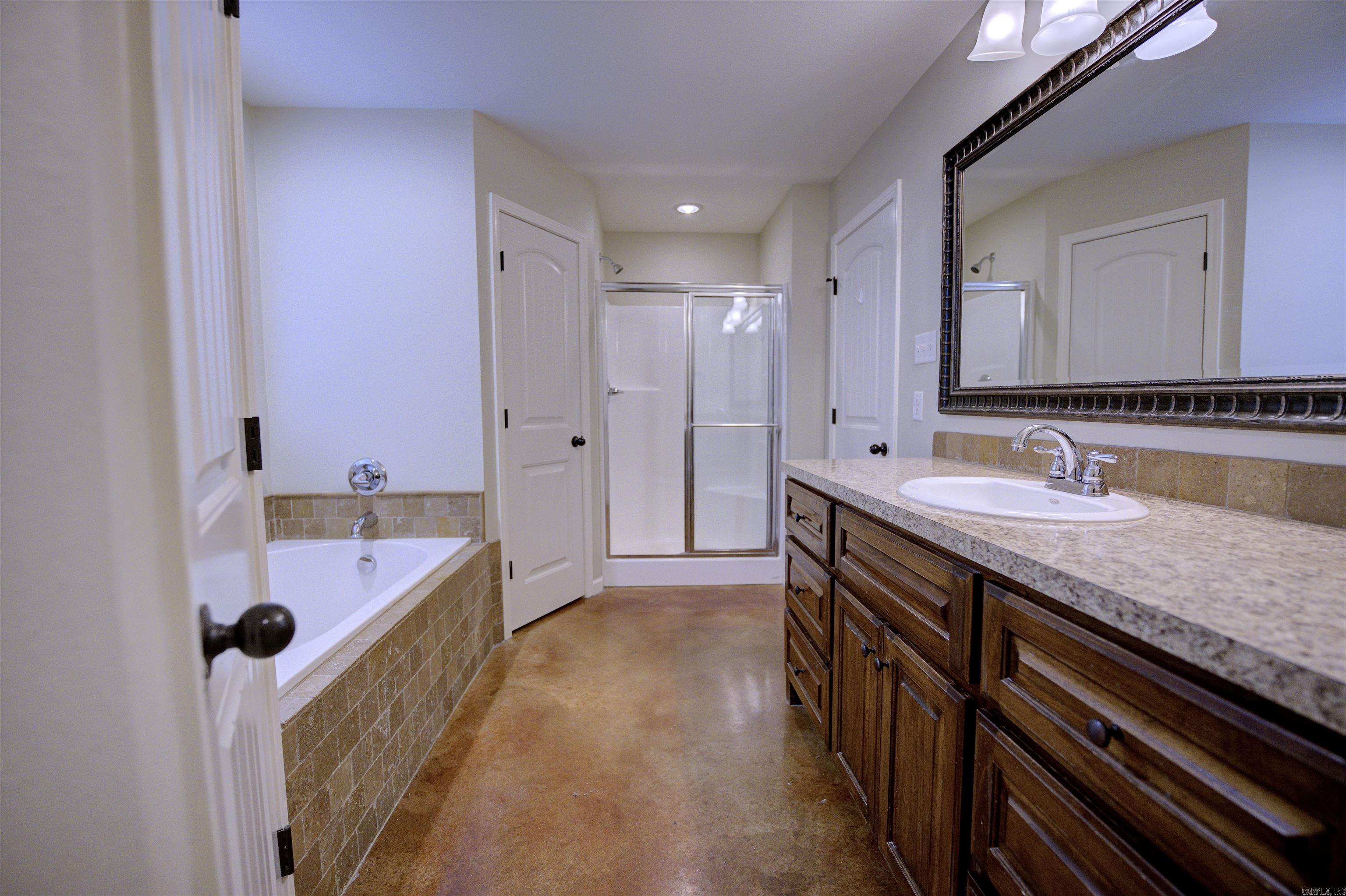 2719 Finley Loop