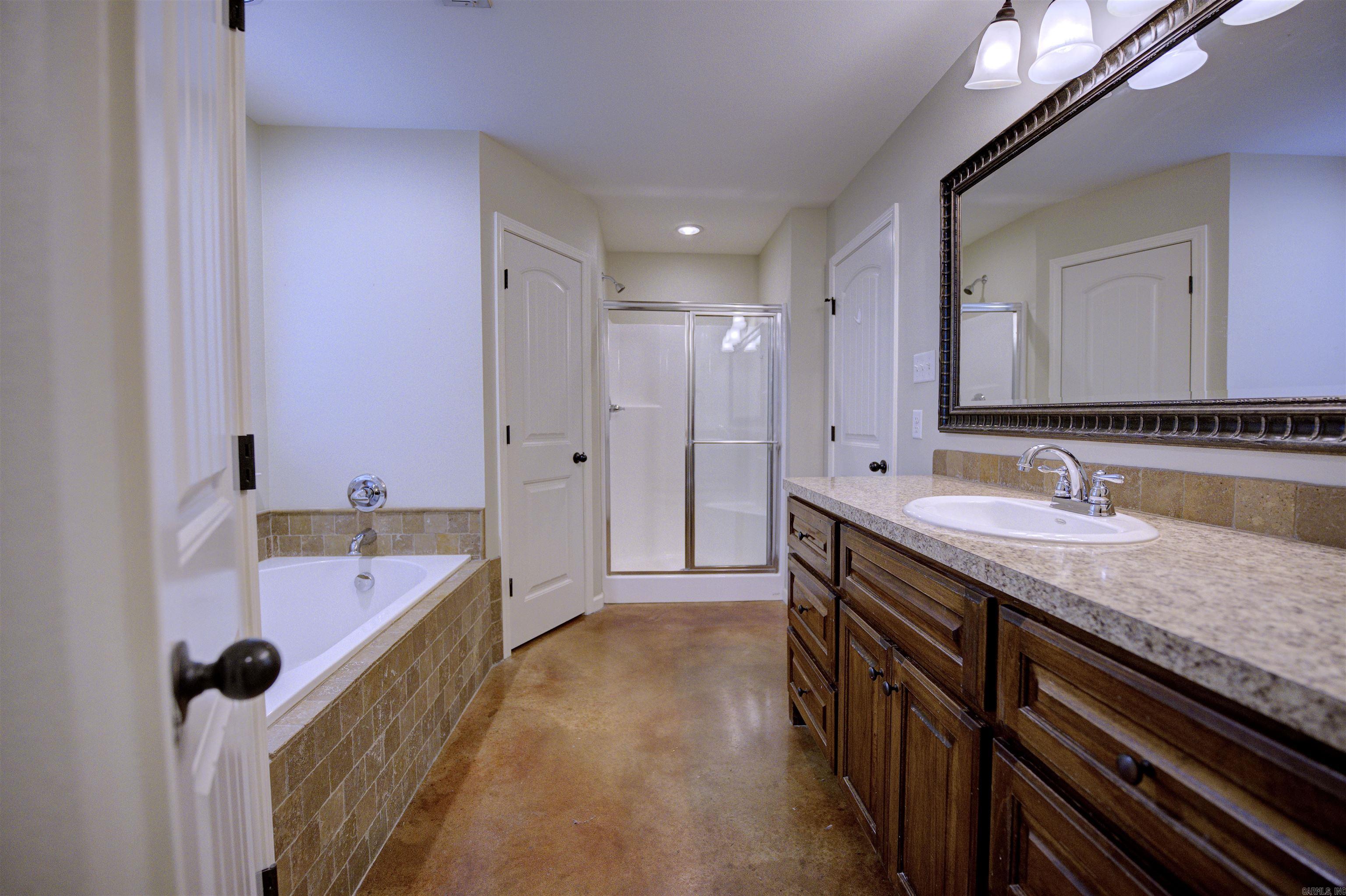 2719 Finley Loop