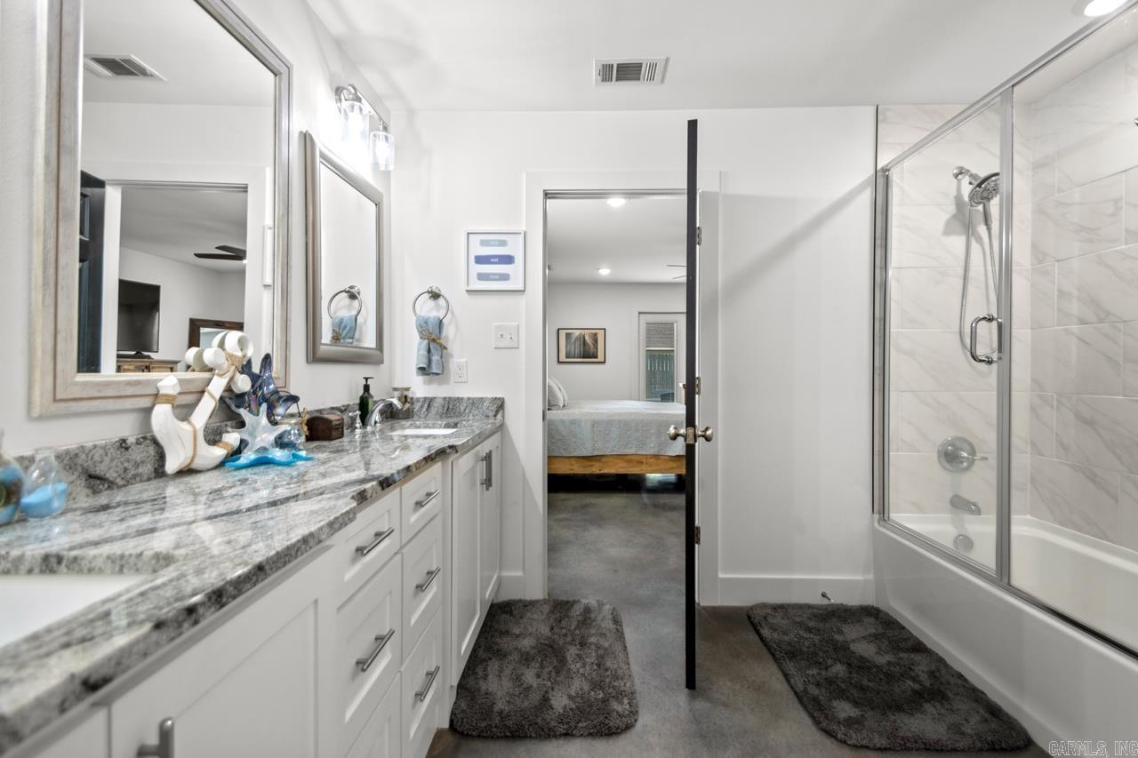 1917 W Sevier Street