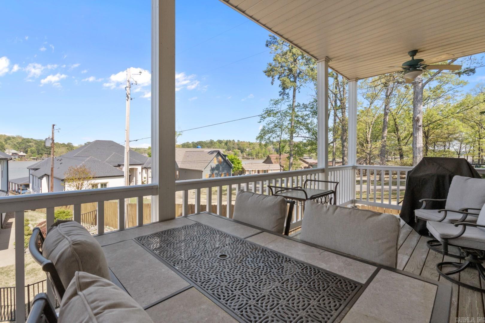 102 Eagle View Point