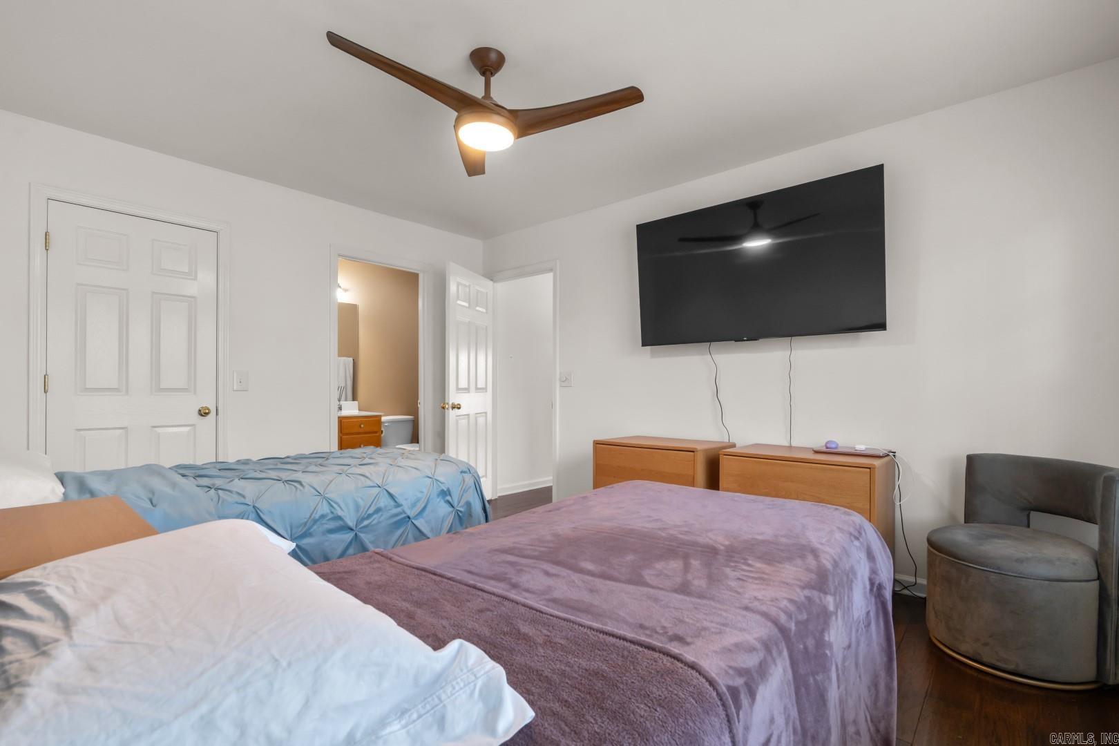 102 Eagle View Point