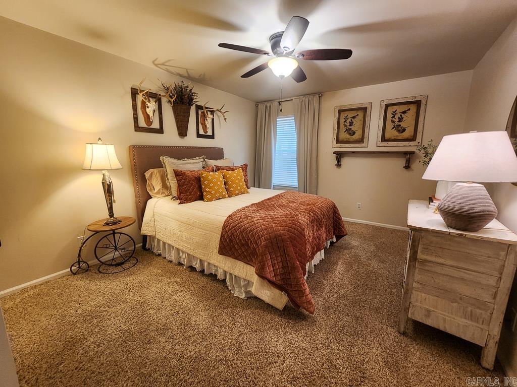 1 Windsor Valley Court