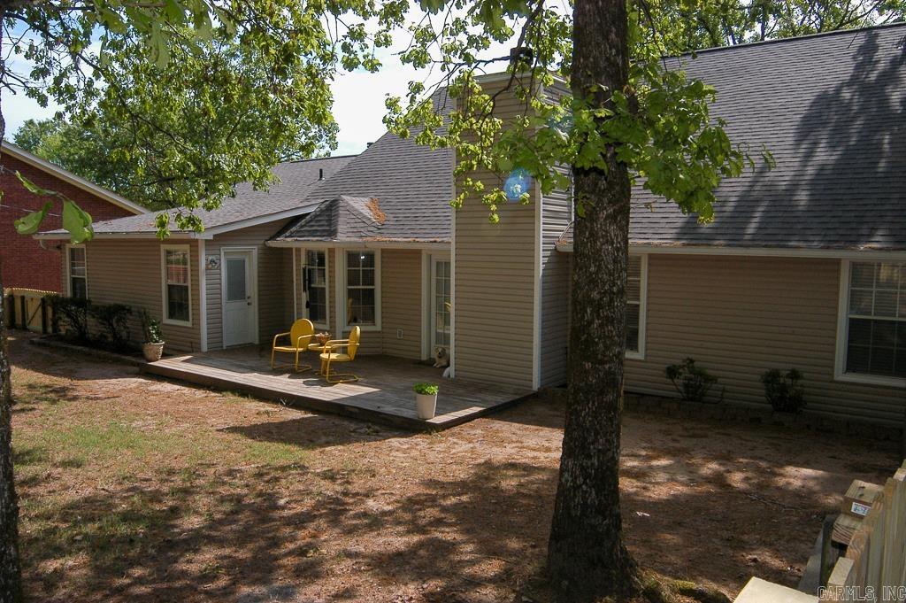 1 Windsor Valley Court