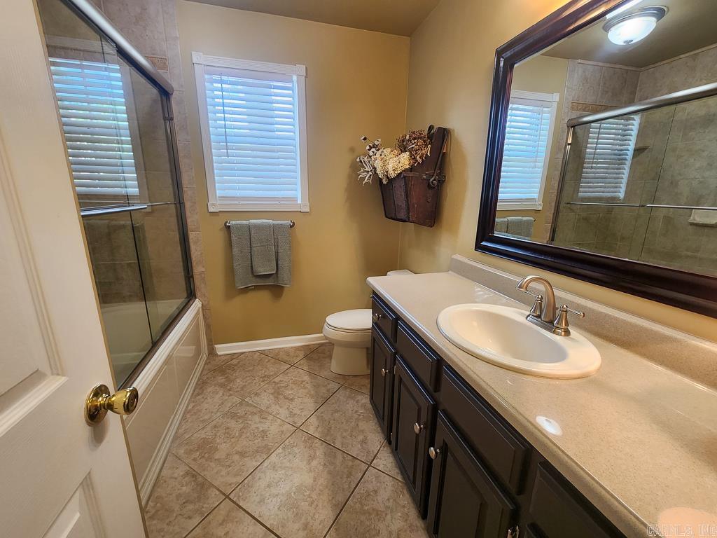 1 Windsor Valley Court