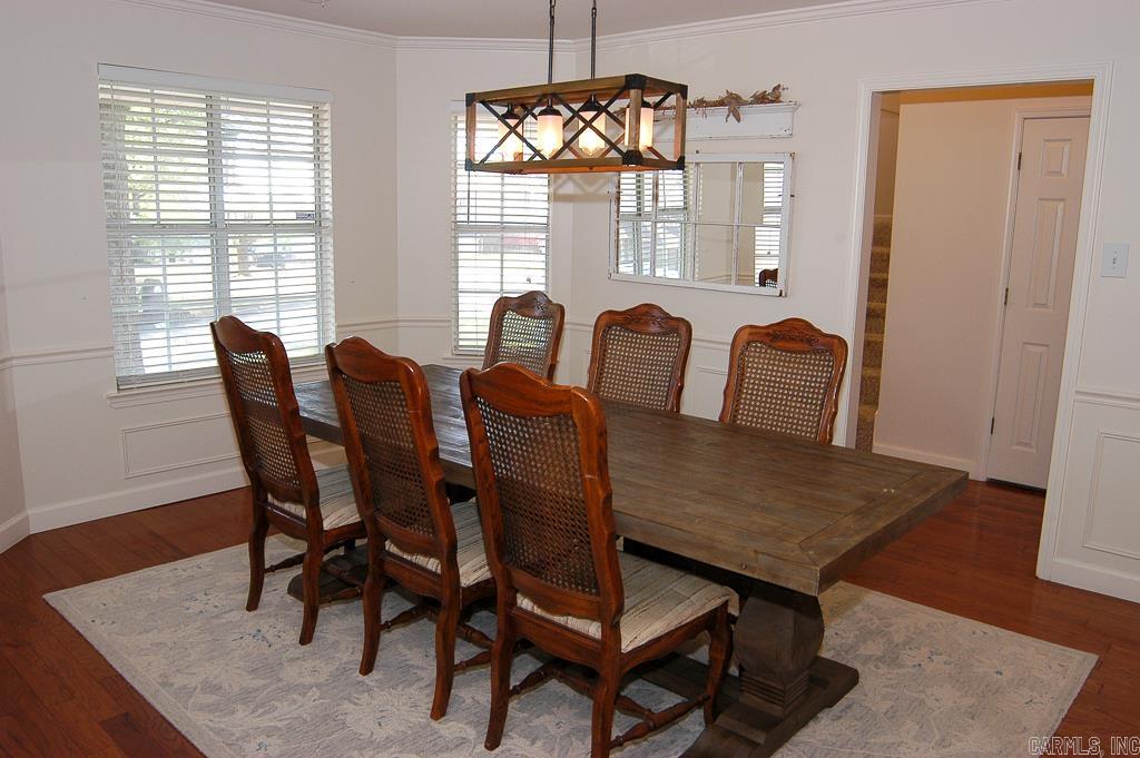 1 Windsor Valley Court
