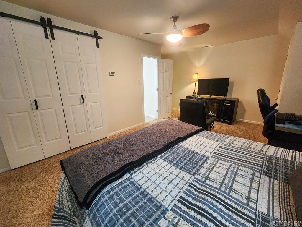 1 Windsor Valley Court