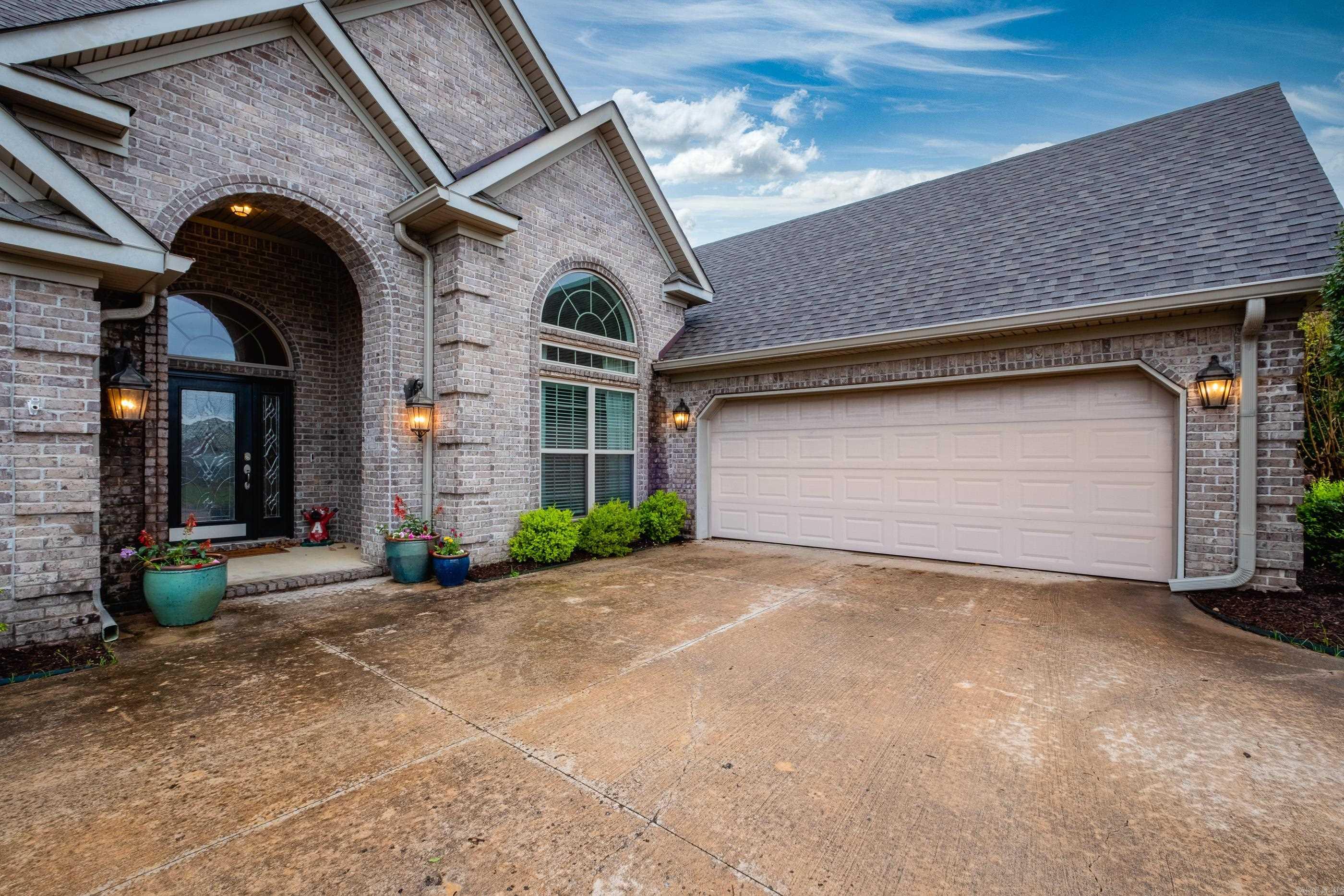 118 Bayonne Cove