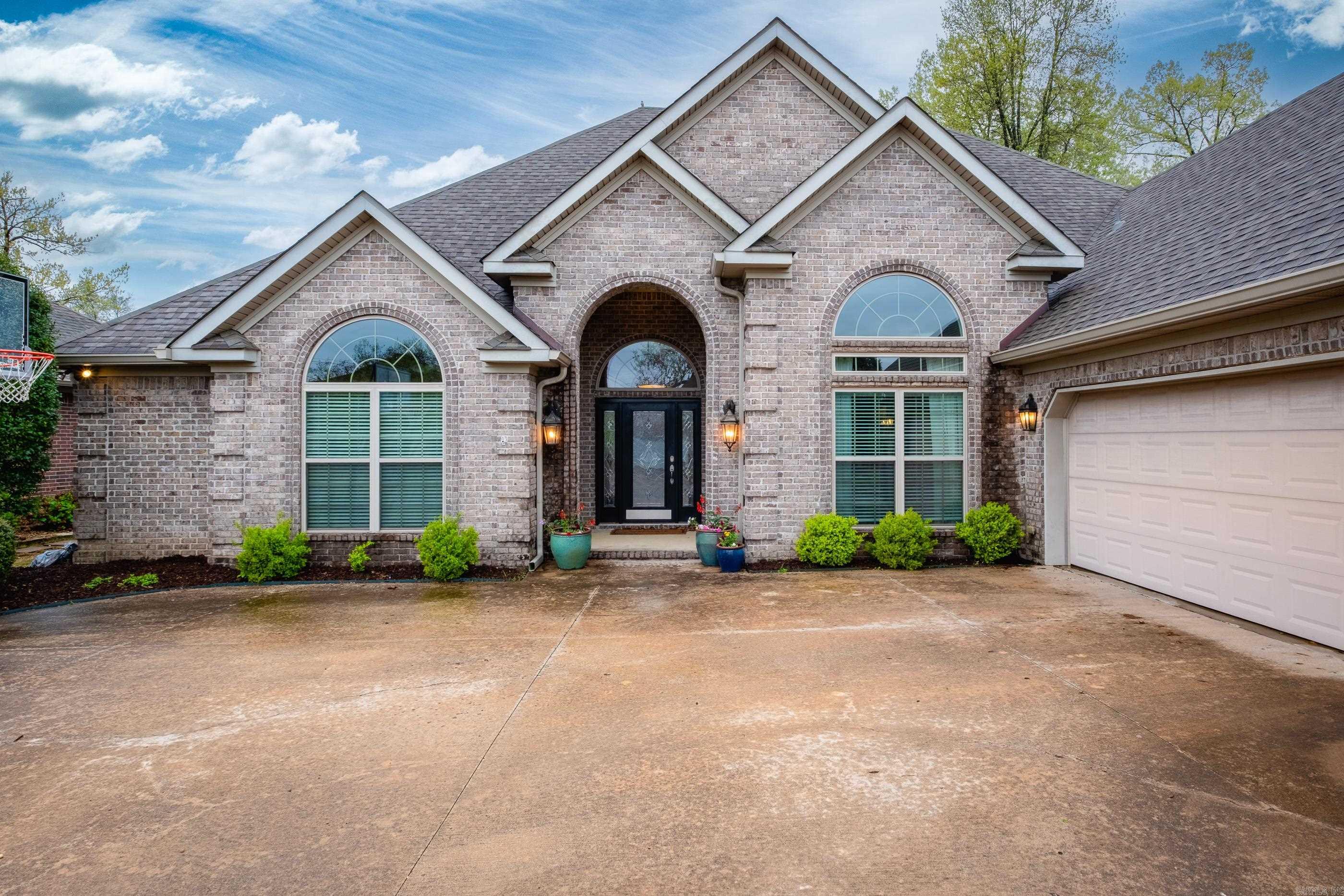 118 Bayonne Cove