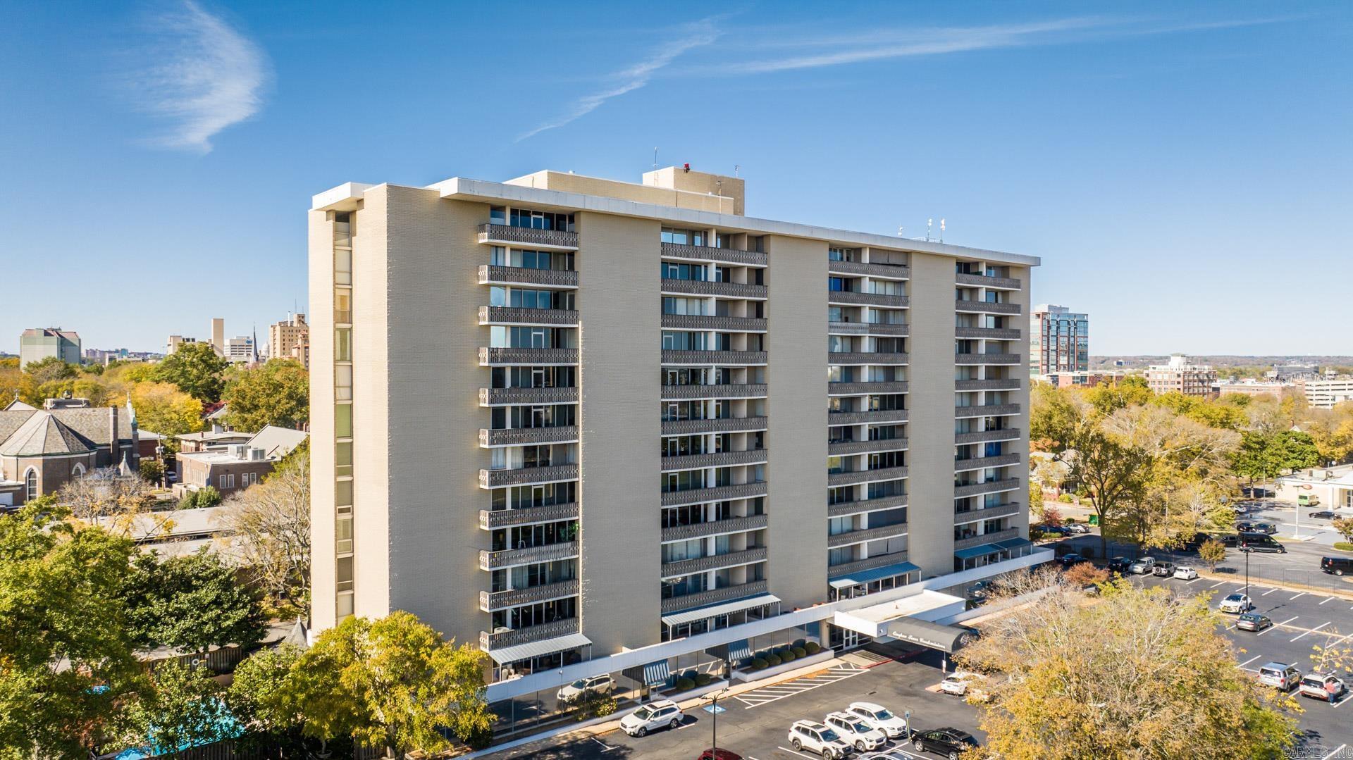 700 E 9th 6D Street Unit: 6D