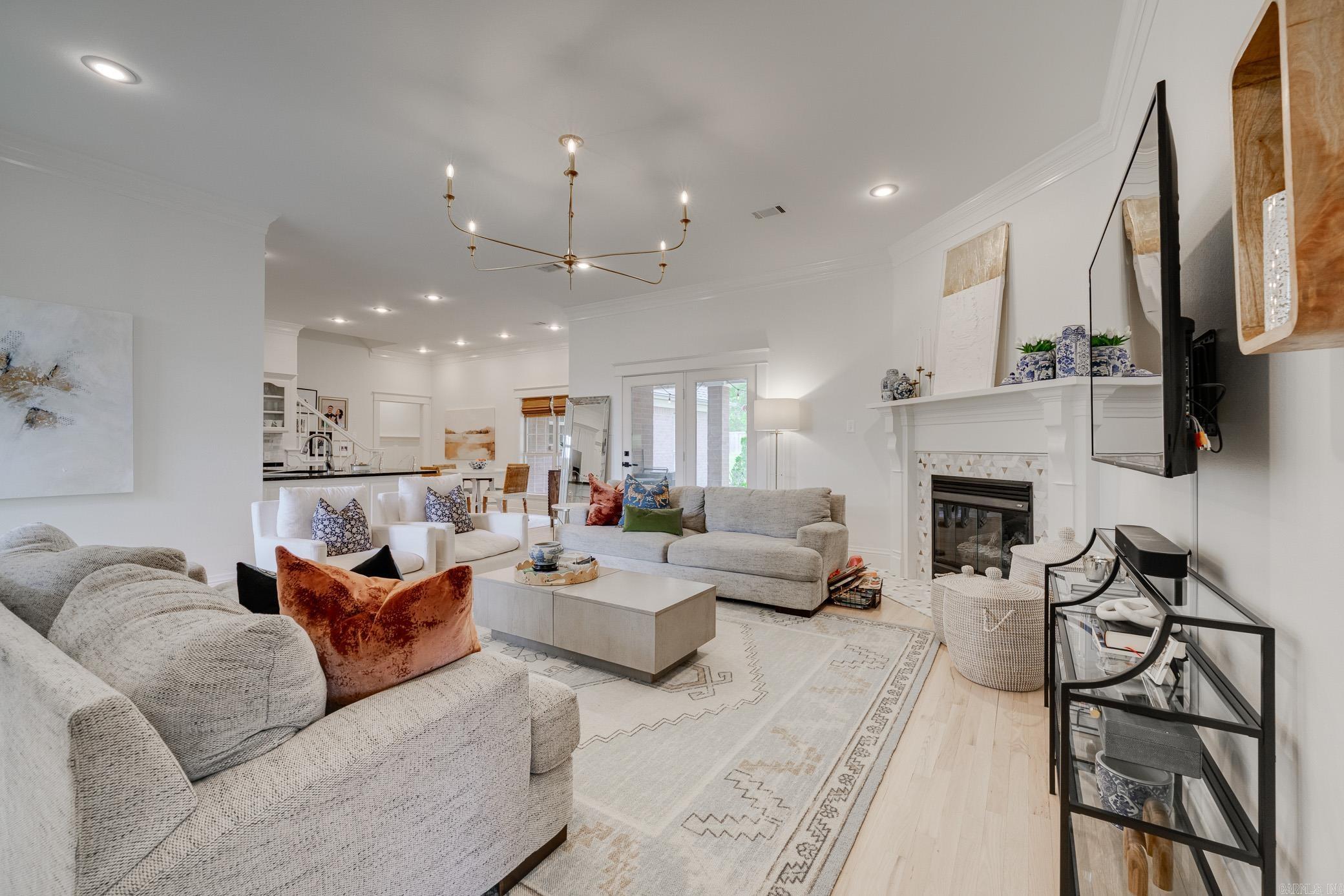 4600 Bay Hill Drive