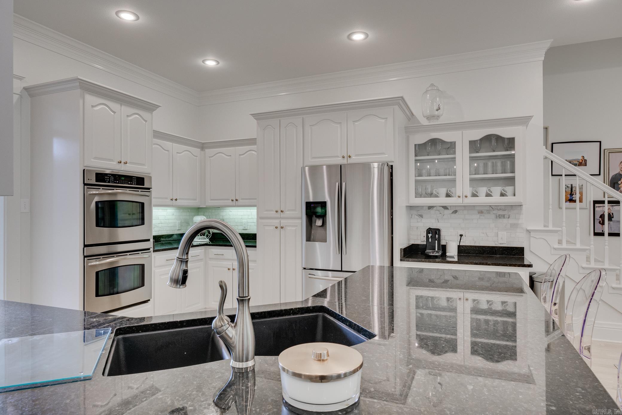 4600 Bay Hill Drive