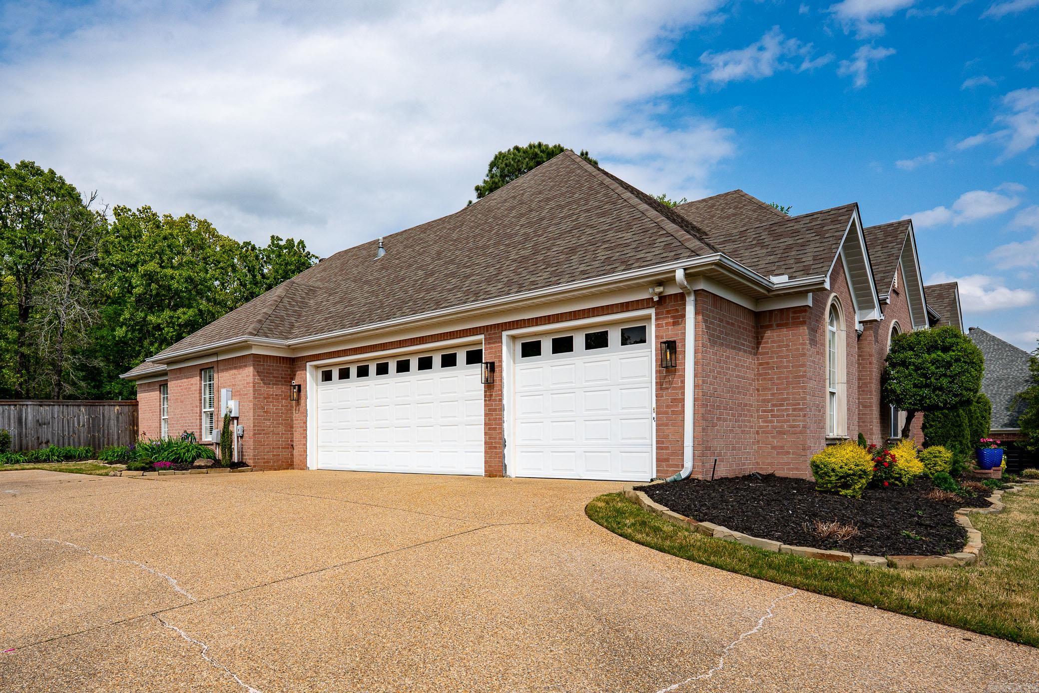 4600 Bay Hill Drive