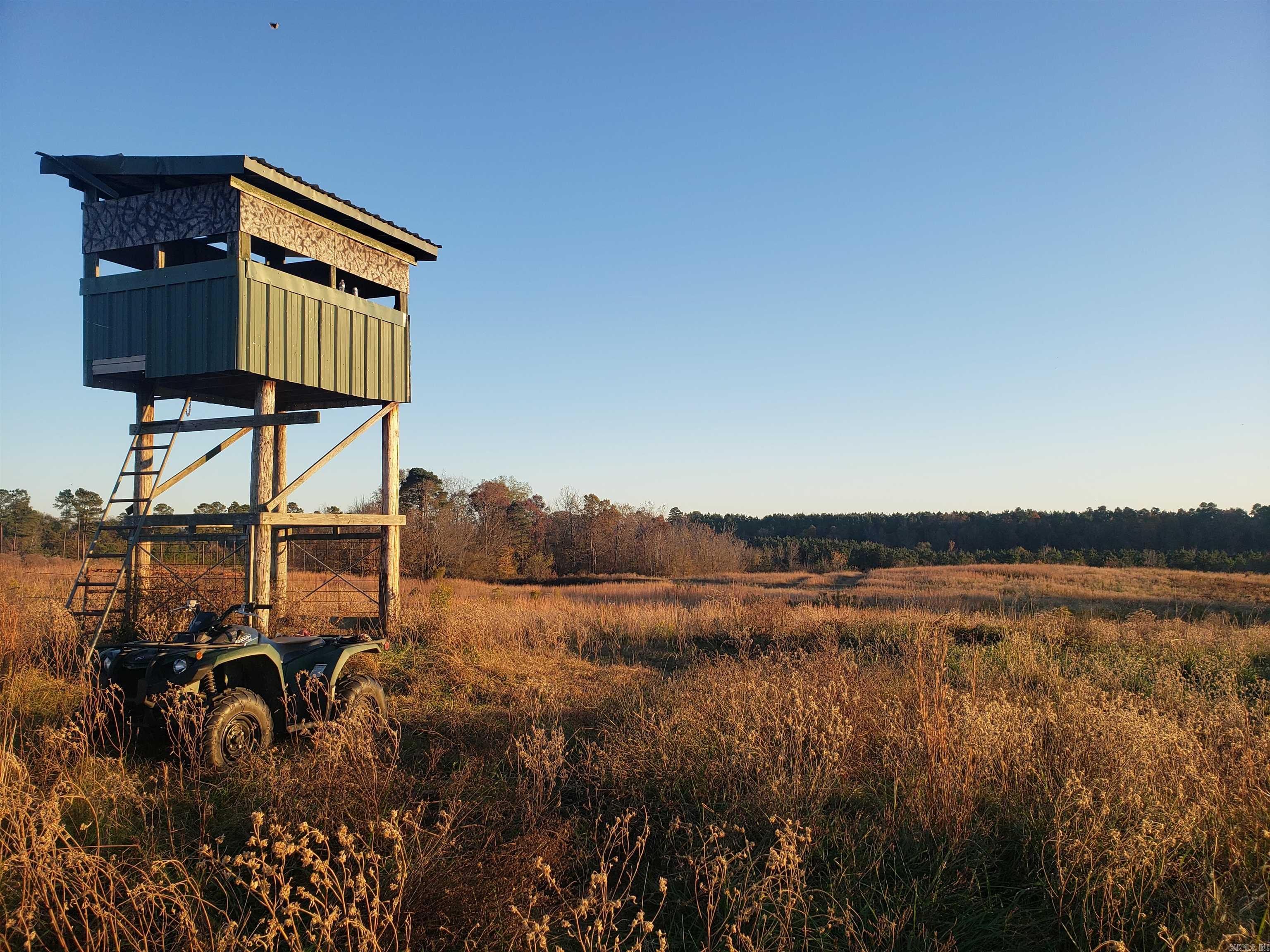 1892 Broken Bow Lane